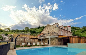2 Bedroom Pet Friendly Home In Srijane